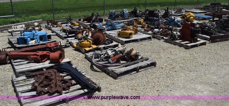 image for item CB9349 Hydraulic parts