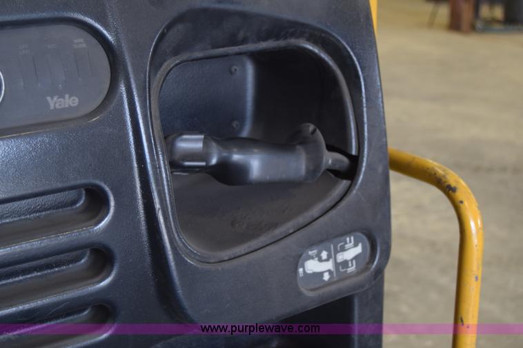 image for item CB9373 Yale material handler