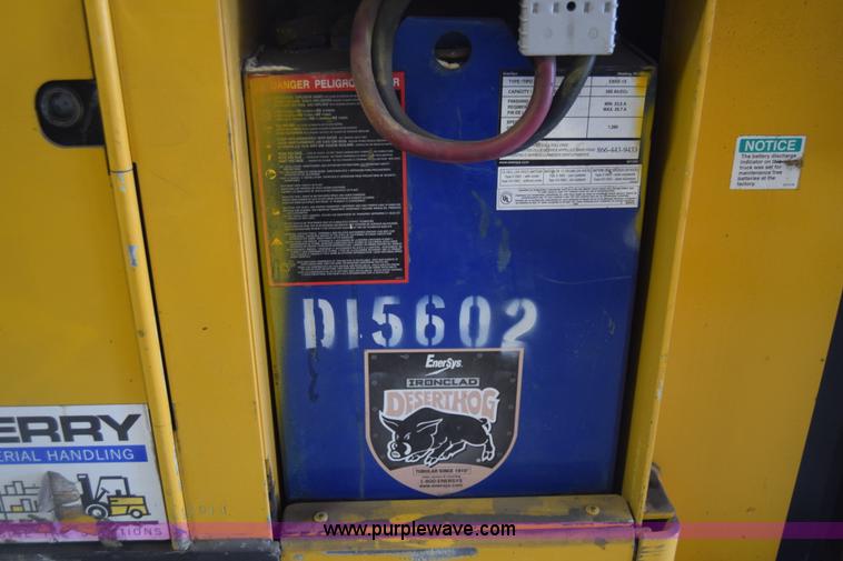 image for item CB9373 Yale material handler