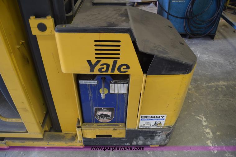 image for item CB9373 Yale material handler