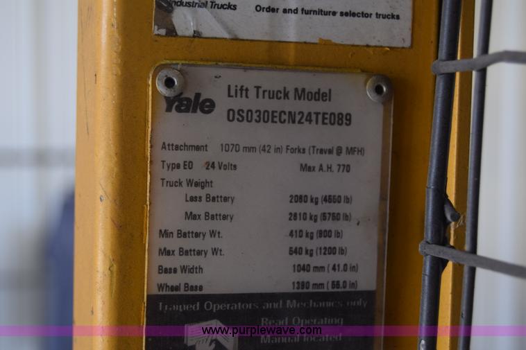 image for item CB9373 Yale material handler