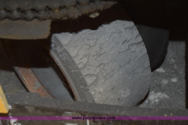 image for item CB9373 Yale material handler