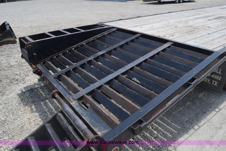 image for item CB9393 2014 Sure Pull equipment trailer