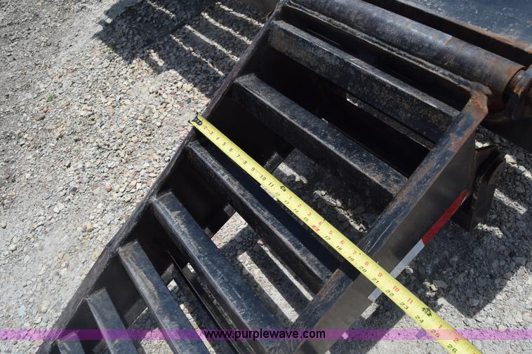 image for item CB9393 2014 Sure Pull equipment trailer