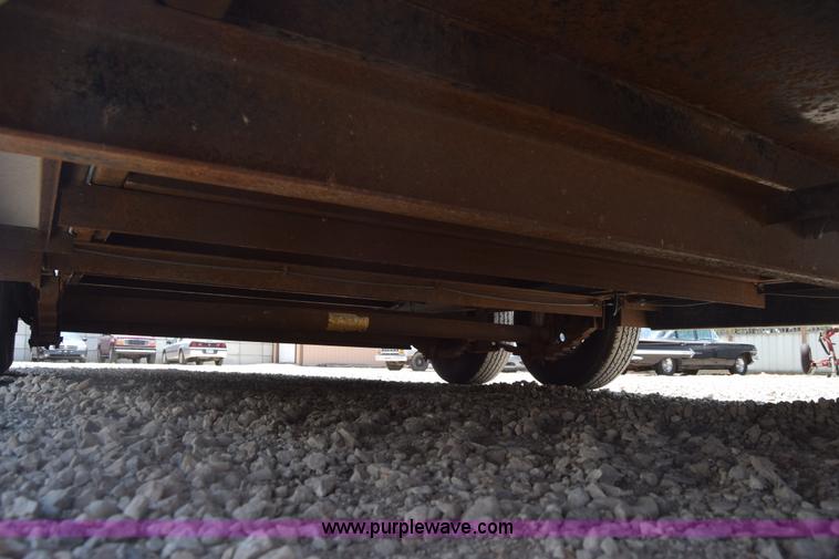 image for item CB9394 2013 IW Eliminator tilt deck trailer