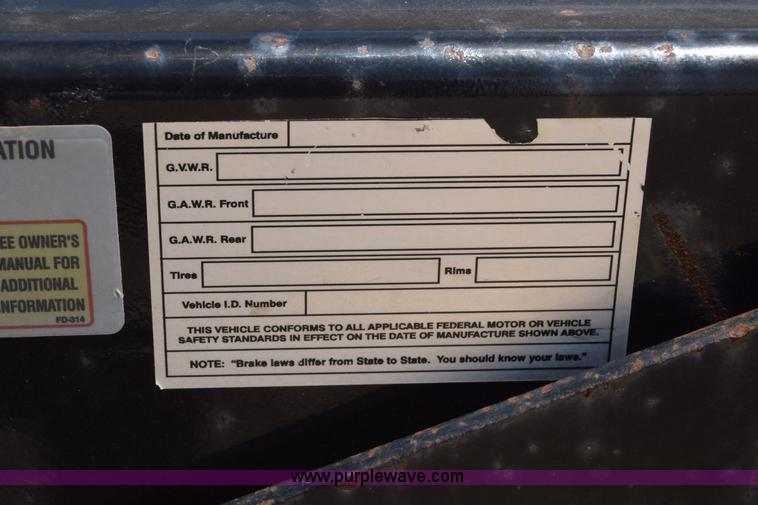 image for item CB9394 2013 IW Eliminator tilt deck trailer