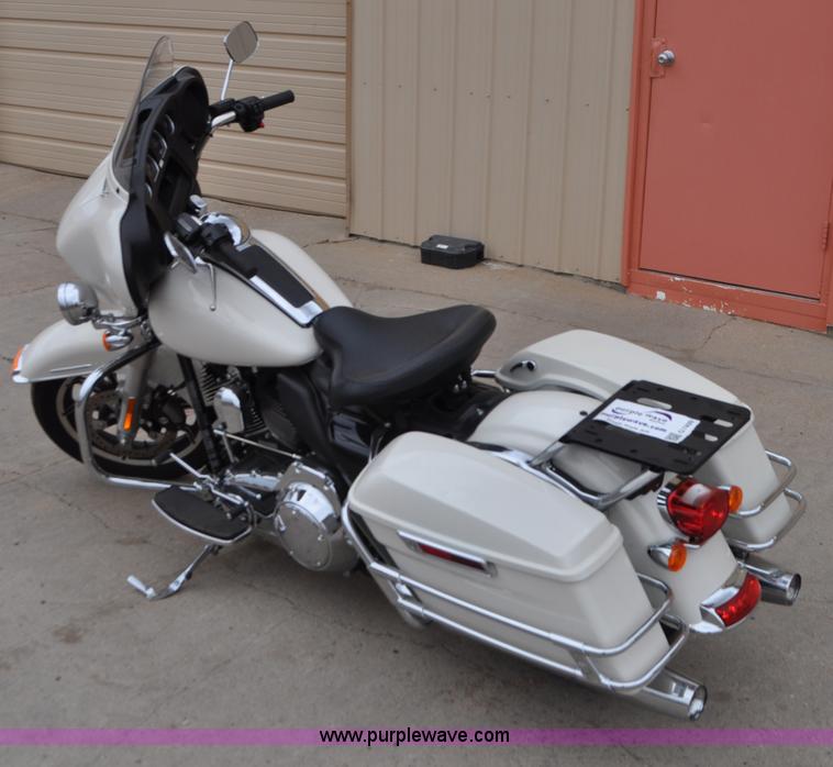 image for item G7409 2014 Harley Davidson FLHTP Electra-glide Police motorcycle