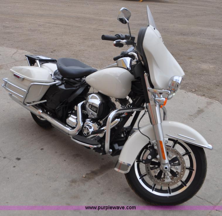 image for item G7409 2014 Harley Davidson FLHTP Electra-glide Police motorcycle