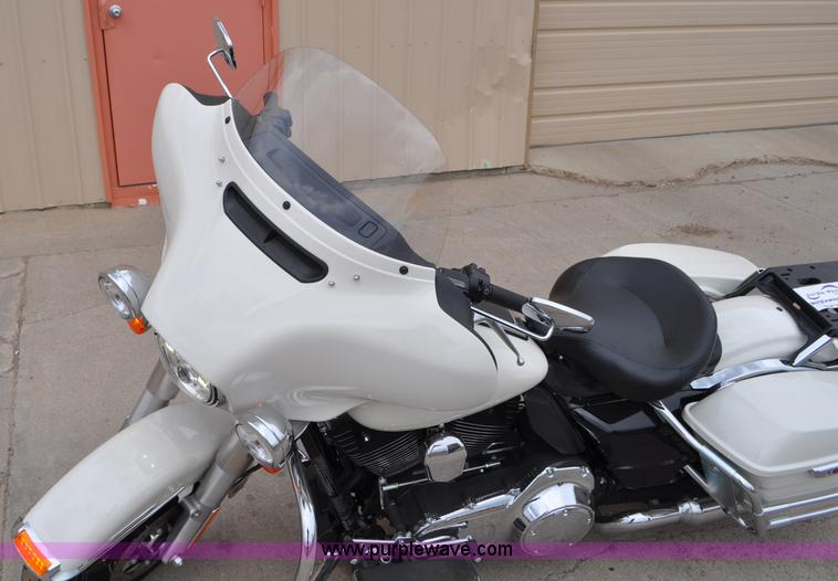 image for item G7409 2014 Harley Davidson FLHTP Electra-glide Police motorcycle