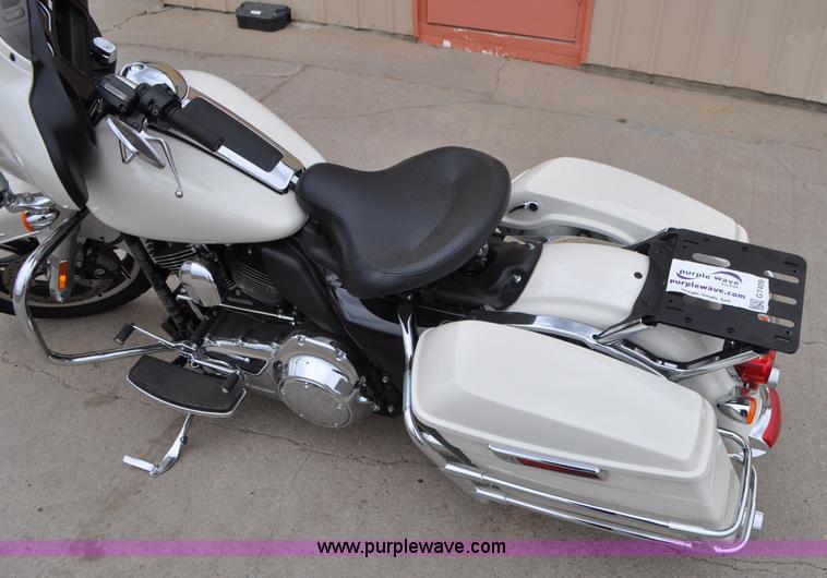 image for item G7409 2014 Harley Davidson FLHTP Electra-glide Police motorcycle