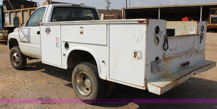 image for item J4349 1999 Dodge Ram 3500 utility truck