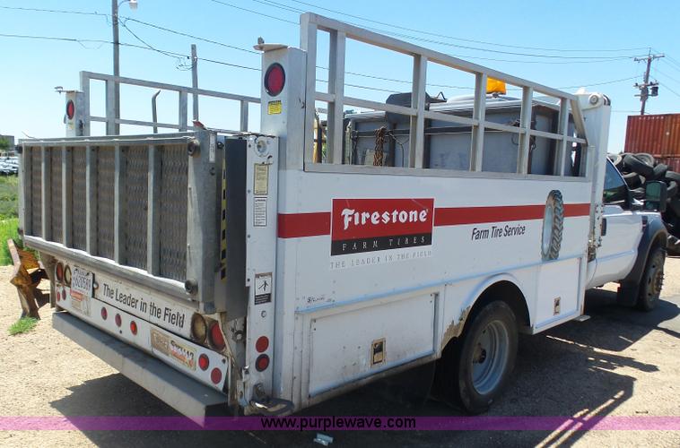 image for item J6015 2008 Ford F450 service truck with crane