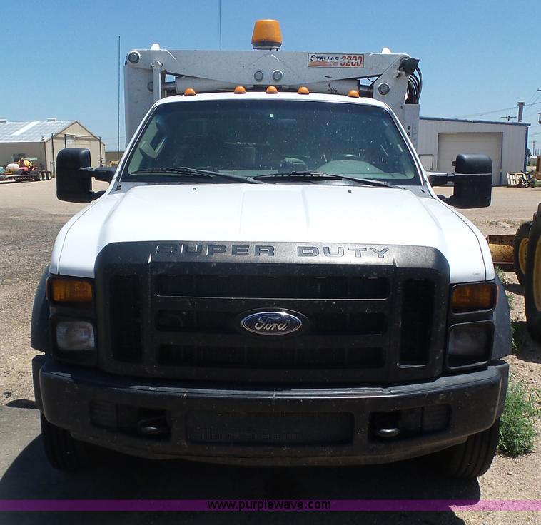 image for item J6015 2008 Ford F450 service truck with crane
