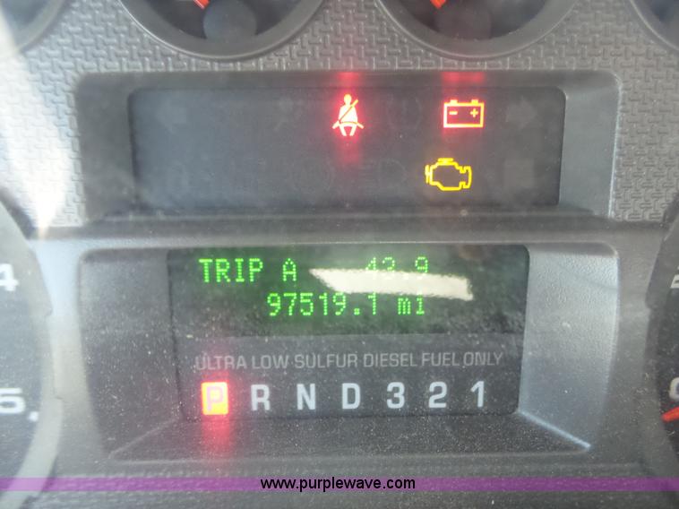 image for item J6015 2008 Ford F450 service truck with crane