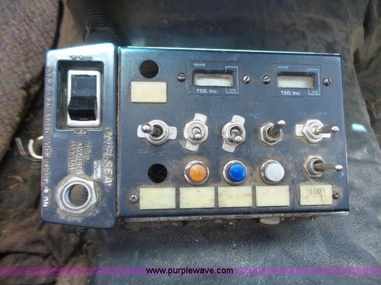 image for item J6015 2008 Ford F450 service truck with crane