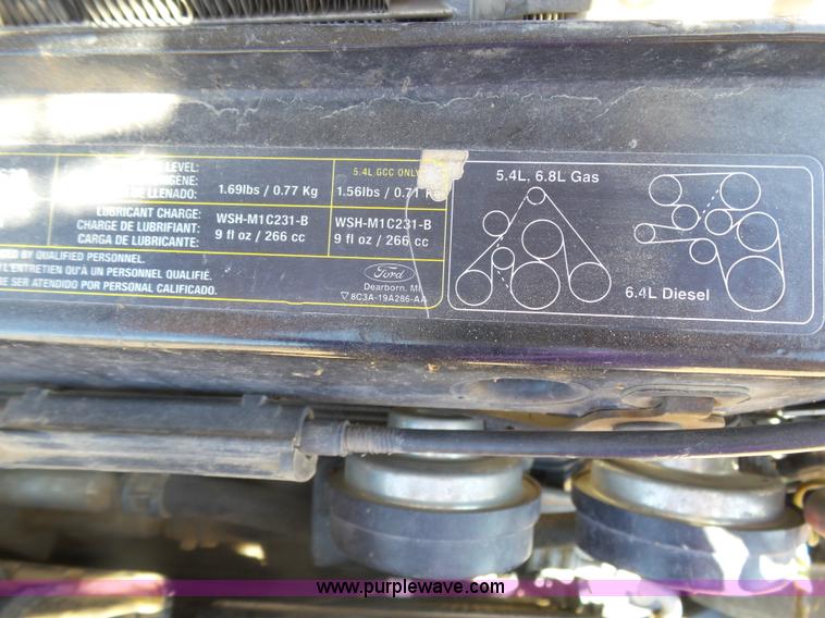 image for item J6015 2008 Ford F450 service truck with crane