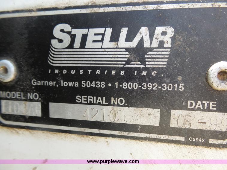 image for item J6015 2008 Ford F450 service truck with crane