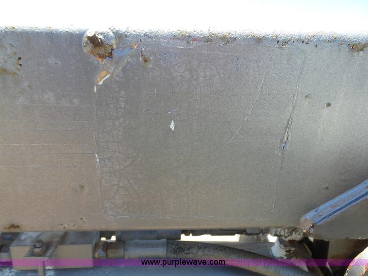 image for item J6016 1996 Ford F450 service truck with crane