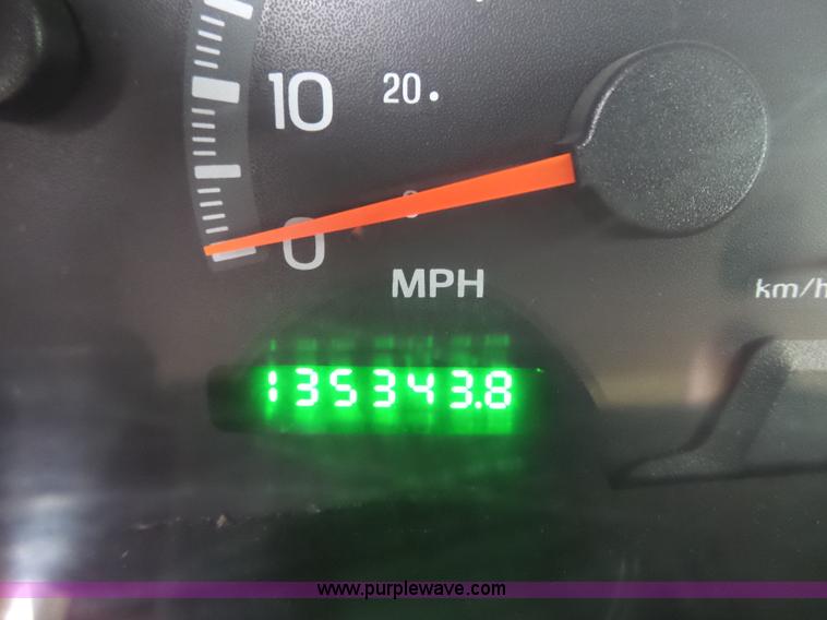 image for item K5352 2000 Ford F150 SuperCab pickup truck