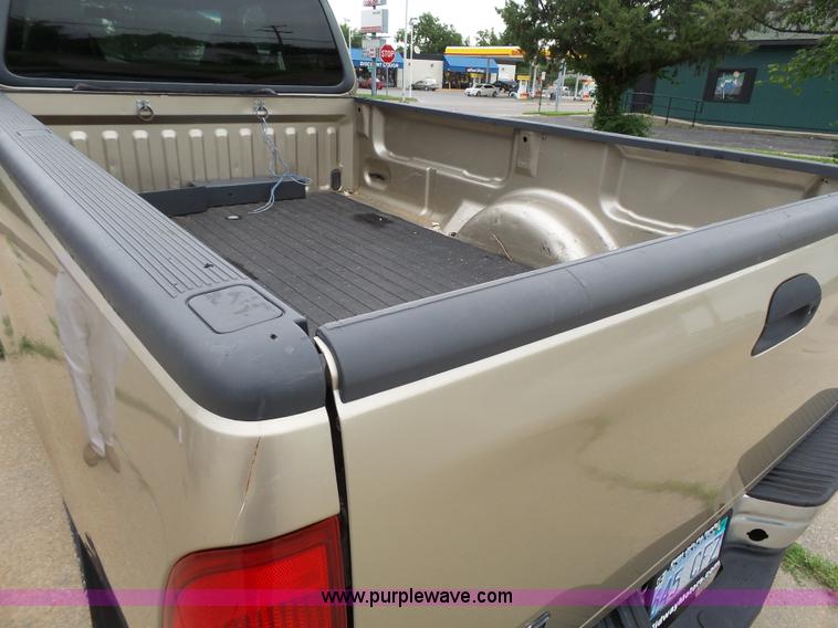 image for item K5352 2000 Ford F150 SuperCab pickup truck