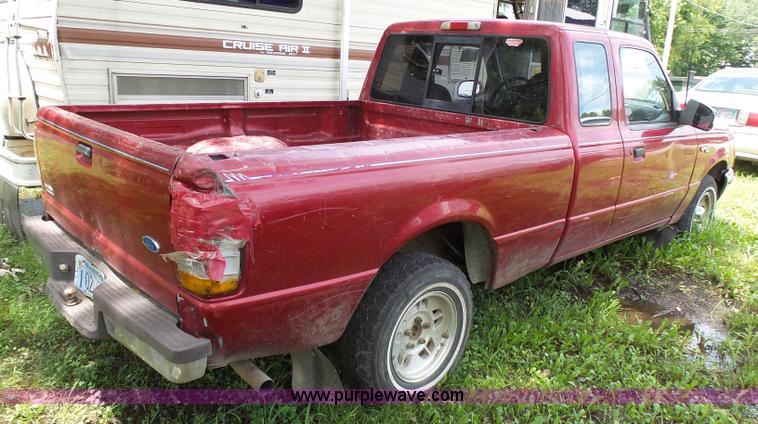 image for item K5354 1996 Ford Ranger SuperCab pickup truck