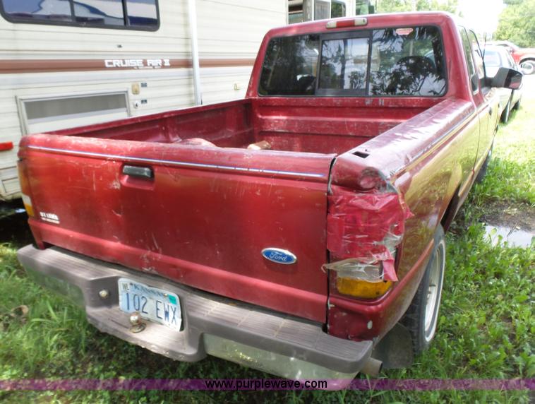 image for item K5354 1996 Ford Ranger SuperCab pickup truck