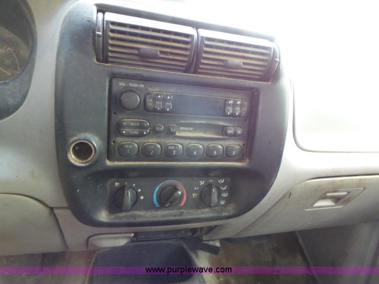 image for item K5354 1996 Ford Ranger SuperCab pickup truck