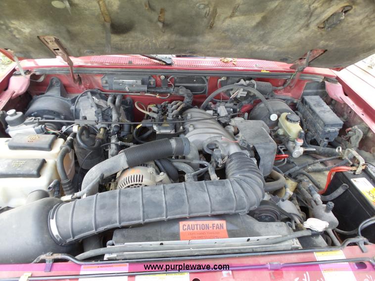 image for item K5354 1996 Ford Ranger SuperCab pickup truck