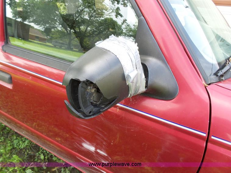 image for item K5354 1996 Ford Ranger SuperCab pickup truck