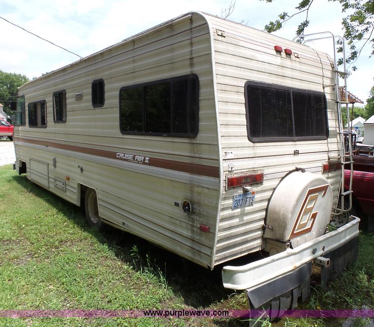 image for item K5356 1983 Chevrolet P30 Georgia Boy Cruise Air Z RV