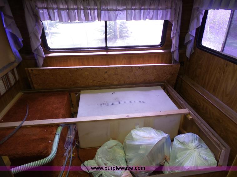 image for item K5356 1983 Chevrolet P30 Georgia Boy Cruise Air Z RV