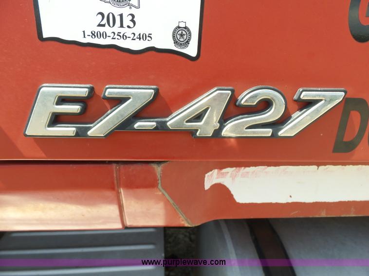 image for item K7089 2001 Mack CH613 semi truck