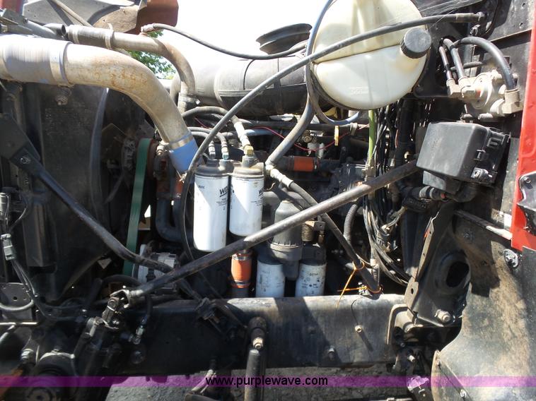 image for item K7089 2001 Mack CH613 semi truck