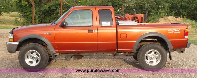 image for item K7097 1999 Ford Ranger XLT SuperCab pickup truck