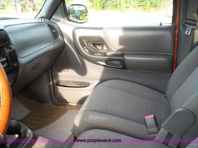 image for item K7097 1999 Ford Ranger XLT SuperCab pickup truck