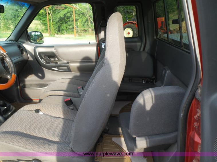 image for item K7097 1999 Ford Ranger XLT SuperCab pickup truck