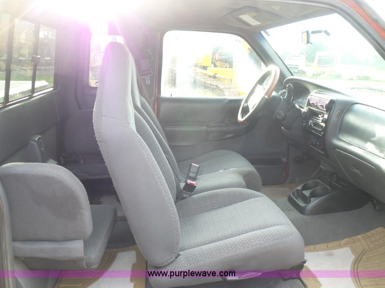 image for item K7097 1999 Ford Ranger XLT SuperCab pickup truck