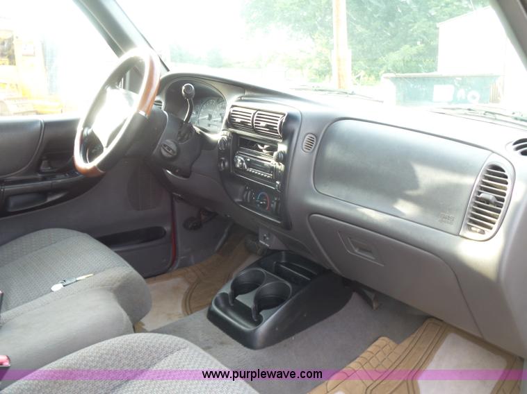 image for item K7097 1999 Ford Ranger XLT SuperCab pickup truck