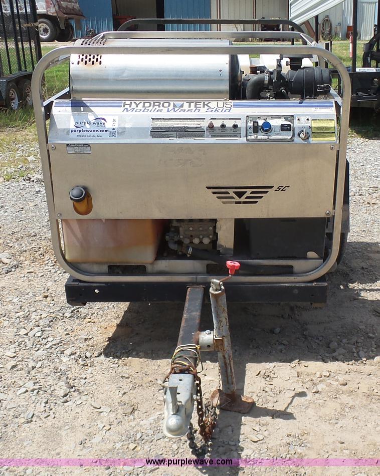 image for item K7101 2011 Hydrotec SC30006012 power washing trailer