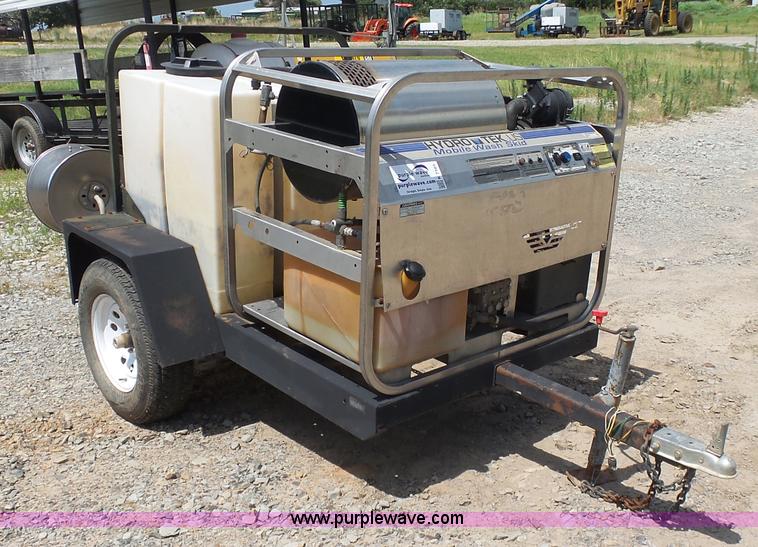 image for item K7101 2011 Hydrotec SC30006012 power washing trailer