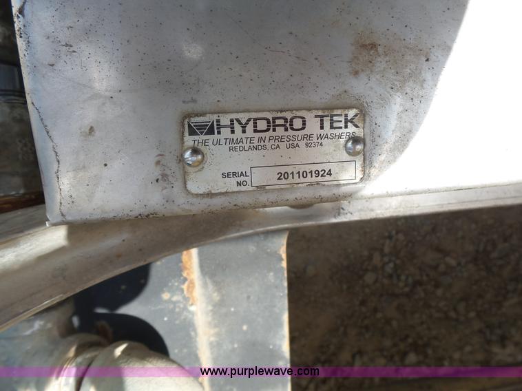 image for item K7101 2011 Hydrotec SC30006012 power washing trailer