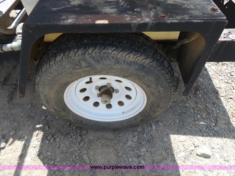 image for item K7101 2011 Hydrotec SC30006012 power washing trailer
