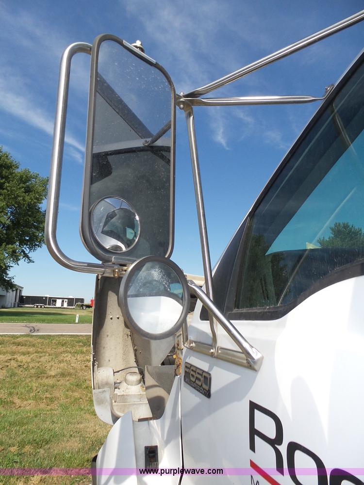 image for item K8427 2000 Ford F650 XL box truck