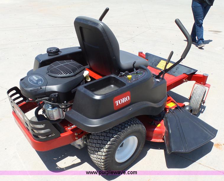 image for item K8771 2014 Toro Timecutter SS5000 lawn mower