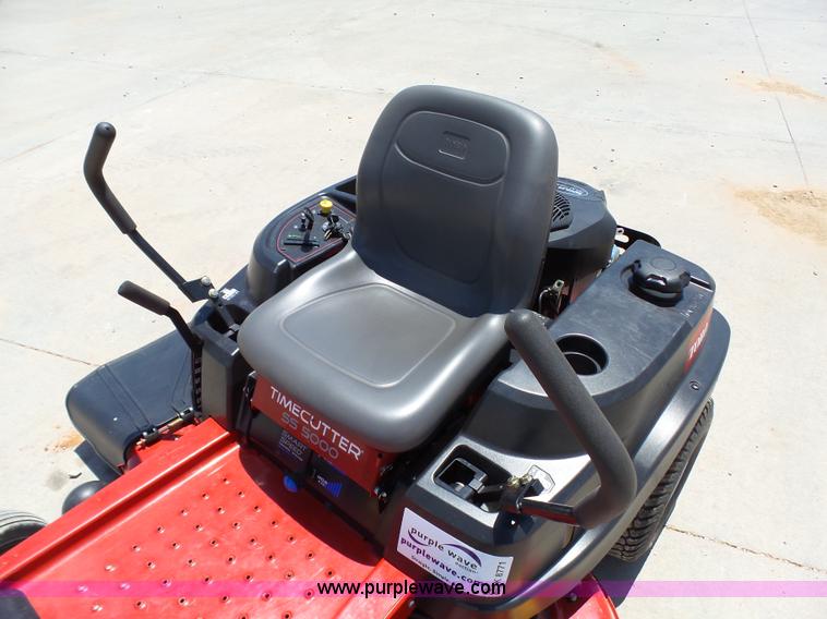 image for item K8771 2014 Toro Timecutter SS5000 lawn mower