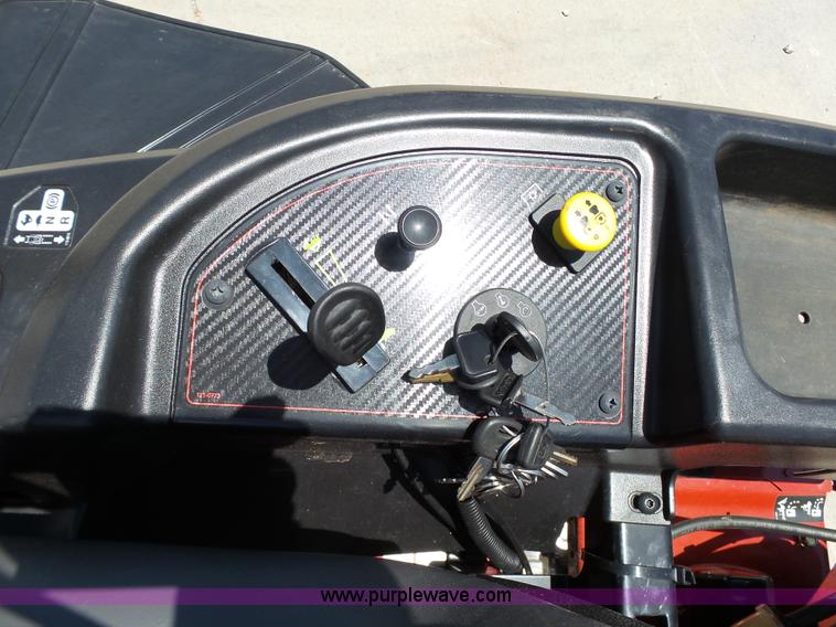 image for item K8771 2014 Toro Timecutter SS5000 lawn mower