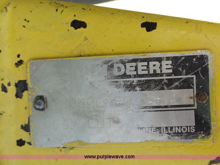 image for item K8772 1998 John Deere 4100 MFWD tractor