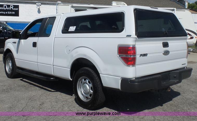 image for item L2881 2011 Ford F150 SuperCab pickup truck