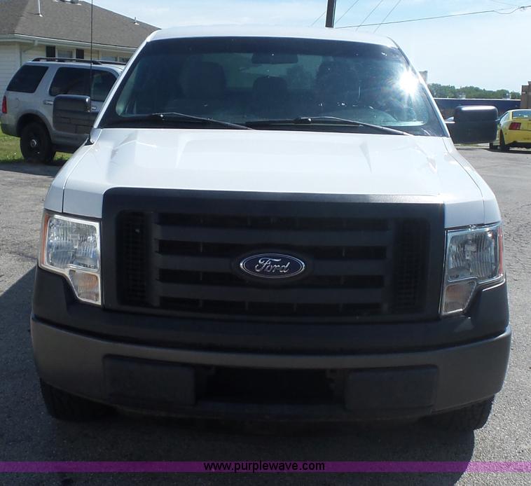 image for item L2881 2011 Ford F150 SuperCab pickup truck