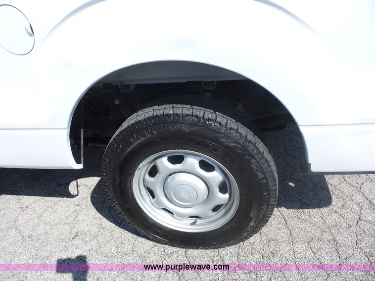 image for item L2881 2011 Ford F150 SuperCab pickup truck